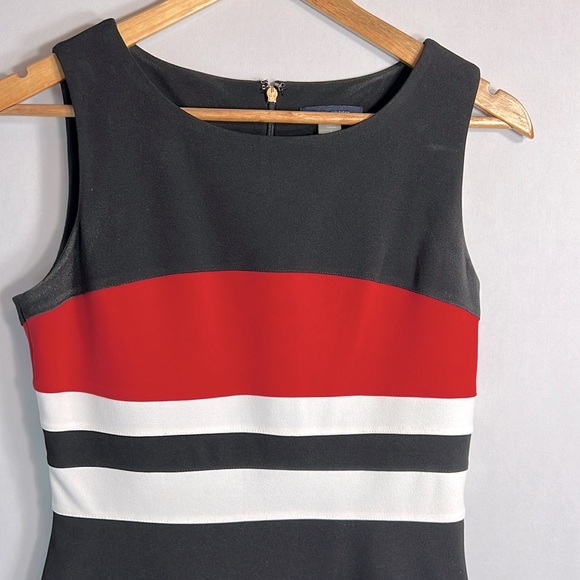 Tommy Hilfiger Color Block Fit and Flare Dress size 4 - Picture 2 of 8